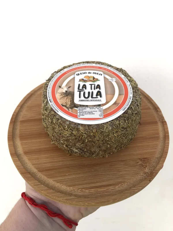 Queso de oveja al romero